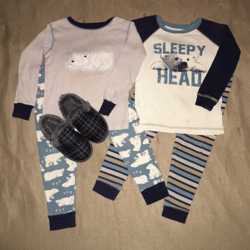 3t super cute carter polar bear pjs w/ slippers!
